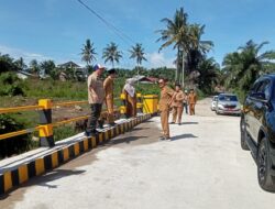 Ketua DPRD Kota Bengkulu Memantau Pembangunan Jembatan