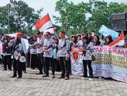 Ratusan Honorer Mukomuko Gelar Aksi Demo Tolak PPPK Paruh Waktu