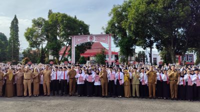 Bupati BU Serahkan SK Perpanjangan PPPK Tahun 2025