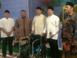 Safari Ramadhan di Desa Gunung Besar, Bupati Bengkulu Utara Serahkan Bantuan