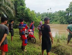 Personel Damkar Ikut Serta Pencarian Bocah SD Diduga Tenggelam