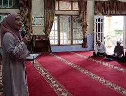 Pera Hariyani Berbagi Pengalaman saat Berikan Materi Manasik Haji