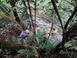 Sopir Truk Patah Tangan Pasca Alami Lakalantas Tunggal