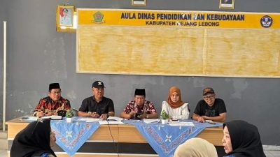 Disdikbud Gelar Jalan Sehat Sambut HUT ke-145 Kota Curup