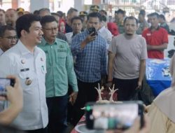 Pastikan Harga dan Ketersediaan Bahan Pokok Stabil, Bupati Bengkulu Utara Sambangi Pasar Purwodadi