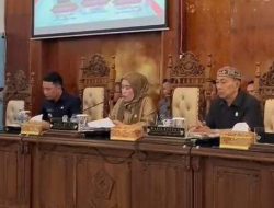 Bupati Rejang Lebong Sampaikan LKPJ APBD 2024