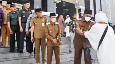 Bupati Sambut Kepulangan Jemaah Haji Lebong