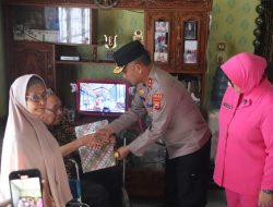 Kapolda Bengkulu Sapa Keluarga Besar Polri Lewat Anjangsana Bhayangkara ke-79