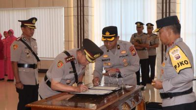 Kapolda Bengkulu Pimpin Upacara Sertijab dan Pelantikan Pejabat Utama