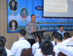 Kadiv Humas Ajak Siswa Kerja Keras, Cerdas, Tuntas, dan Ikhlas