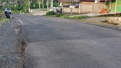 Diduga Tak Gunakan Aspal AMP, Pekerjaan Tambal Sulam Jalan Menuai Kecaman