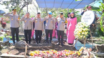 Gugur Saat Menjalankan Tugas, Bripka Cecep diberikan Kenaikan Pangkat Luar Biasa Anumerta