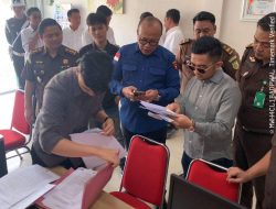 Kejati Bengkulu Sita Aset Tersangka Korupsi Mega Mall, Plang Disita Dipasang di Palembang