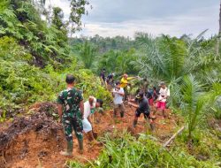 Akses Jalan Desa Simpang Seluma Lumpuh Tertimbun Longsor