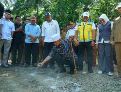 Titik Nol Jalan Provinsi di Seluma Diresmikan, Helmi Targetkan Jalan Mulus Tuntas 3 Tahun