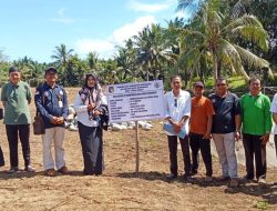 Pemdes Tanah Rekah Resmikan Titik Nol Pembangunan Los Pasar