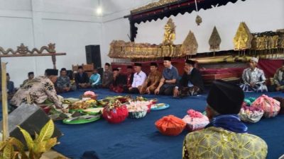 Sedekah Bumi di Desa Kampung Melayu, Bupati Rejang Lebong Berikan Dukungan