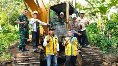 Pemkab Lebong dan TNI Bangun Jalan Penghubung Bungin – Bukit Nibung