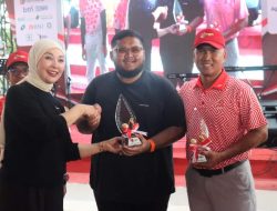 Kapolda Bengkulu Juara 1 Best Point Man Foursome 1 di Turnamen Golf Kajati 2025