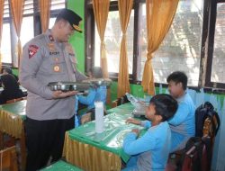 Wakapolda Cek Pembagian Makan Bergizi di SDN 78 Bengkulu