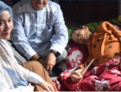 Ketua TP PKK Rejang Lebong Kunjungi Warga Sakit, Berikan Bantuan dan Dukungan Moral