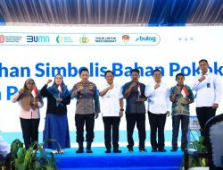 Mendagri Apresiasi Polri dan Bulog Gelar Gerakan Pangan Murah