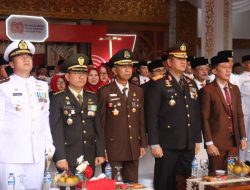 Wakapolda Bengkulu Hadiri Upacara Penurunan Bendera HUT ke-80 RI di Balai Semarak