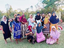 HUT RI ke-80 di Mukomuko Meriah, Futsal Pakai Daster Ala Bapak-Bapak Jadi Lomba Favorit