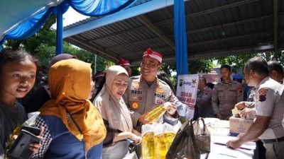 Alumni Akpol 90 Gelar Pasar Murah di semarang