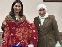 Waka I DPRD Rejang Lebong Kenalkan Batik Kaganga ke Wakil Menteri Pariwisata