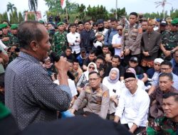 Gubernur, Pangdam, dan Kapolda Lampung Duduk Lesehan Bersama Massa Aksi