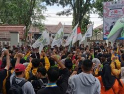 Aksi Mahasiswa Rejang Lebong, Tolak Kenaikan Tunjangan DPR dan Desak Pengesahan UU Perampasan Aset