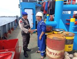 Polairud Polda Bengkulu Patroli Diperairan Muara Dua