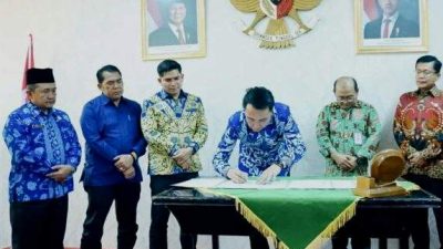 Pemkab Rejang Lebong dan Kemenkumham Teken MoU Bidang Hukum