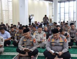 Kapolda Bengkulu dan Personel Ikuti Binrohtal via Zoom bersama SSDM Polri