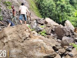 Longsor, Tutup Akses Desa Lebong Tandai