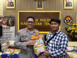 Polda Kalteng Bagikan Paket Sembako Untuk Insan Pers