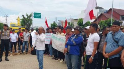 LSM PEKAT Gelar Aksi Damai, Desak Audit Perkebunan Tanpa HGU dan Tuntaskan Kasus Tambang