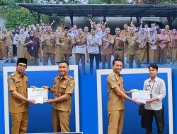 BKD Kepahiang Beri Penghargaan RAPI PEDE untuk Pegawai Berprestasi