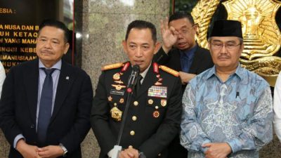 Rapat Perdana Komisi Percepatan Reformasi: Polri Terbuka dan Terima Evaluasi