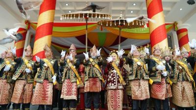 Sembilan Tokoh Bengkulu Dianugerahi Gelar Adat