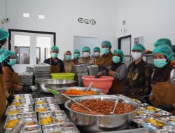 Menteri Hukum Tinjau Dapur SPPG Polda Sulteng, Puji Standar Kualitas Terbaik