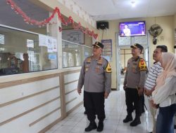 Wakapolda Bengkulu Tinjau Samsat dan Satpas SIM Kepahiang