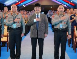 Kapolri Tekankan Semangat Polri Tingkatkan Pelayanan dalam Apel Kasatwil