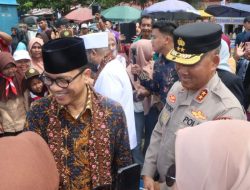 Kapolda Bengkulu Dampingi Menteri Desa pada Festival Bangun Desa di Seluma