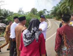 Mian Tinjau Pekerjaan Jalan Napal Putih–Bukit Indah, Warga Sampaikan Terima Kasih