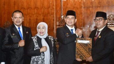 DPRD Rejang Lebong Sahkan APBD 2026, Wabup: Kerja Keras Semua Pihak Berhasil