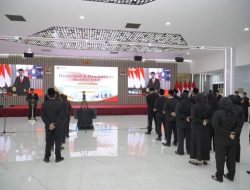 Lantik Pejabat Fungsional, Sekjen ATR/BPN: Harus Pandai, Cerdas, dan Tekun