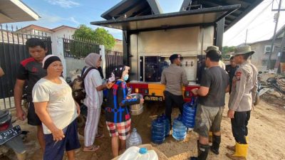 Air Bersih Didistribusikan, Polda Sumut Gerak Cepat Pulihkan Kondisi Warga Tapteng