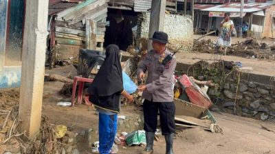 Polda Sumbar Bantu Pemulihan Korban Bencana di Kecamatan Pauh